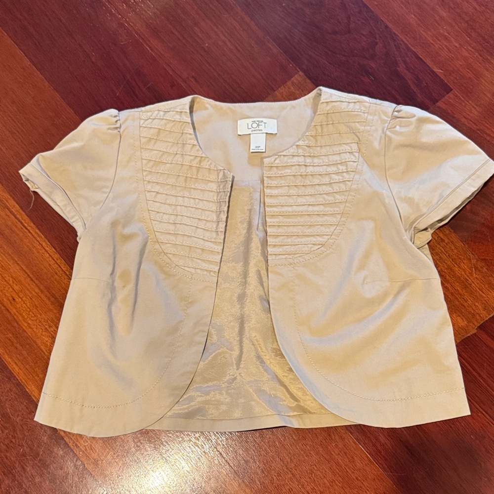 LOFT Women's Tan Short Sleeve Blouse